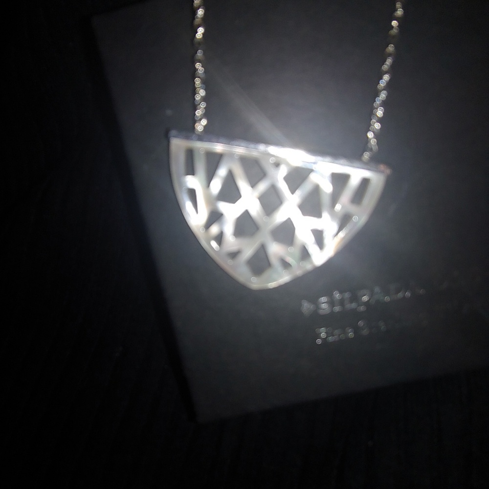 Silpada Mother of Pearl Pendant/ w Sterling Silver